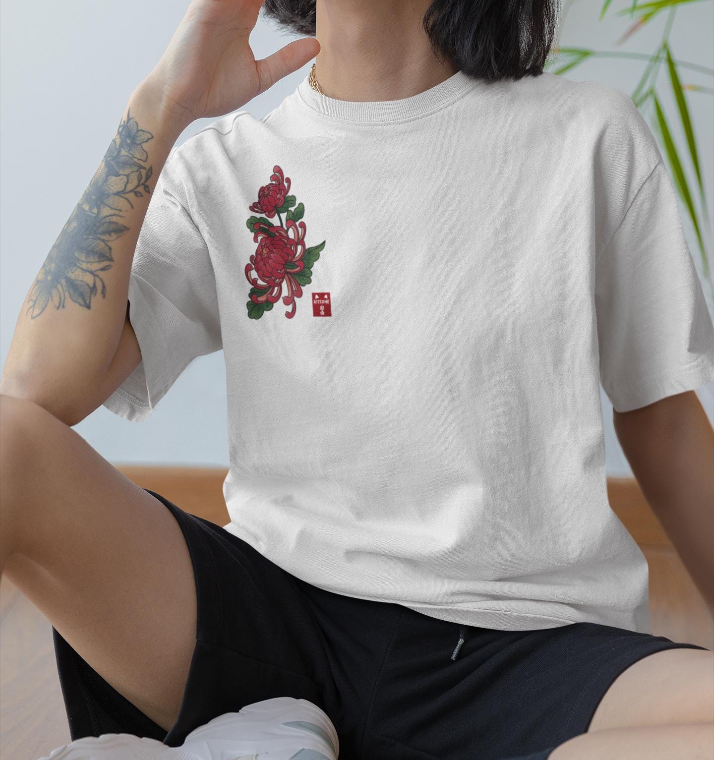 Camiseta Oversize 🌺 Crisantemo Rojo